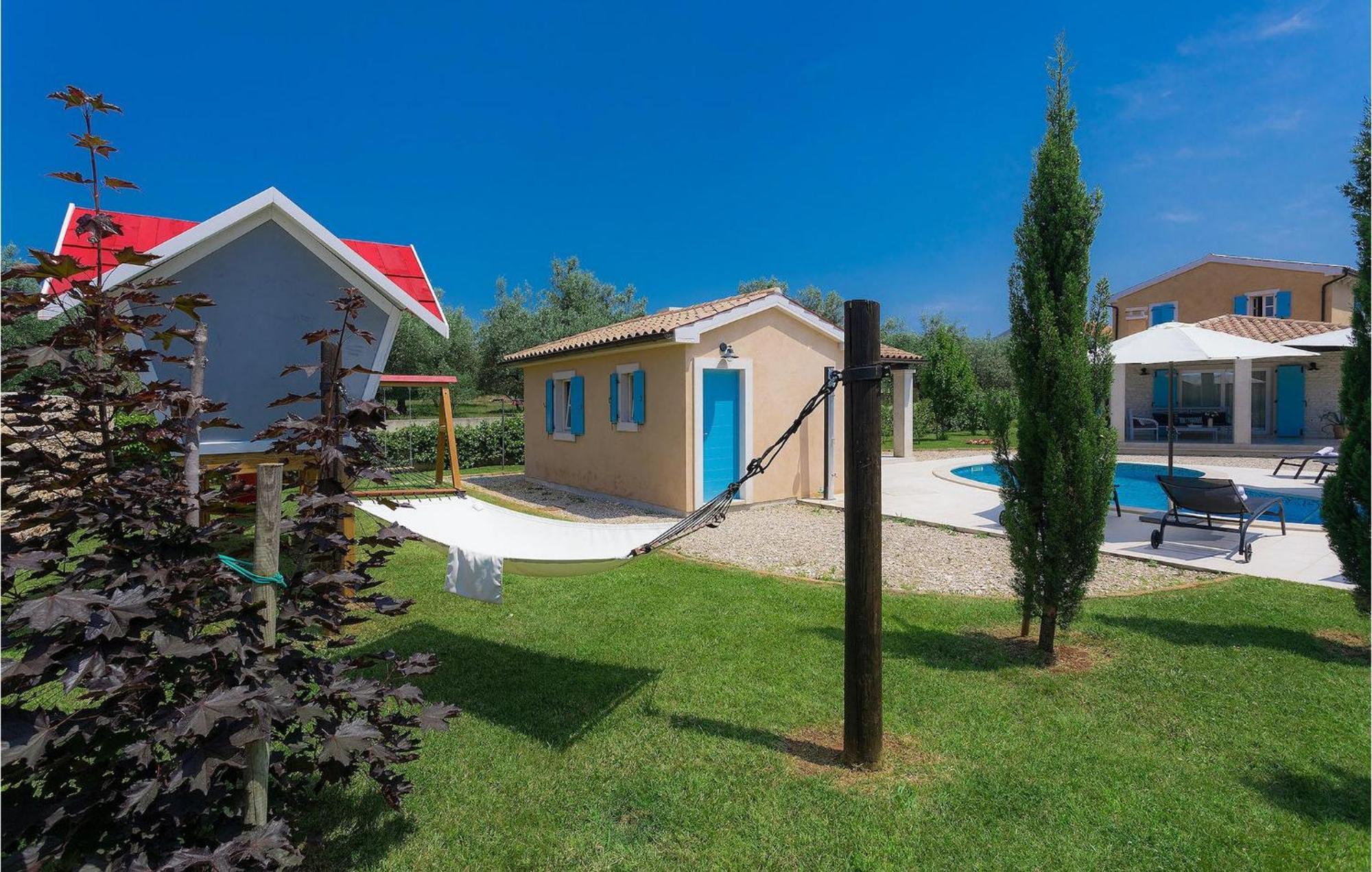 Luka Holiday home Pula